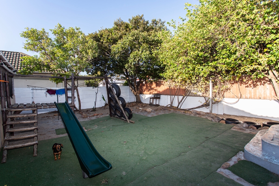 3 Bedroom Property for Sale in Richmond Western Cape